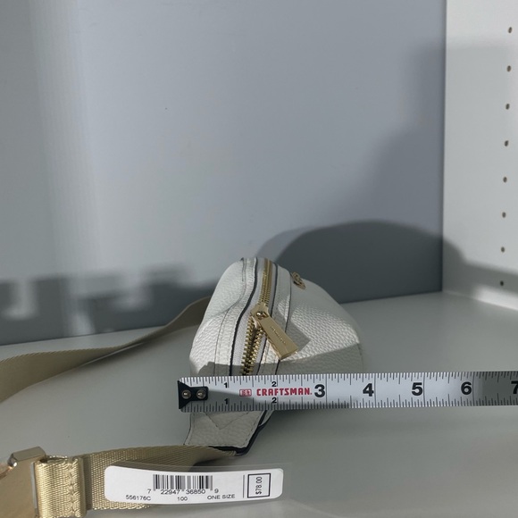 NWT Michael Kors Soft BeltBag - Picture 8 of 9